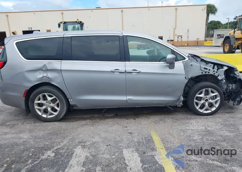 2019 Chrysler Pacifica Touring Plus from USA, damaged, VIN 2C4RC1FG9KR589101